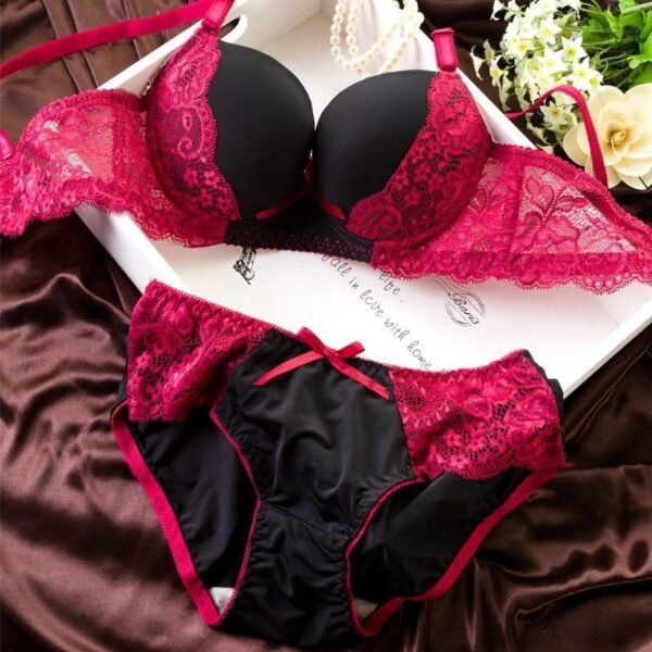Comfortable and stylish Bra and Panty Set for Women